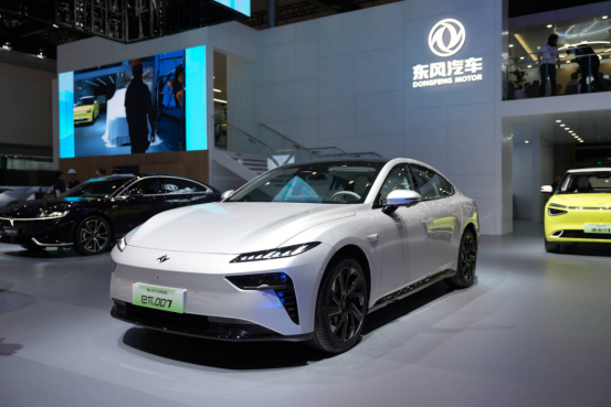 东风奕派北京车展再上新，家庭智能大型SUV eπ008预售开启(1)1126.png