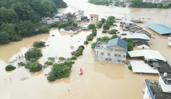 （网站）暴雨肆虐梅州！广东联通全力架起灾区通信“生命线”183.jpg