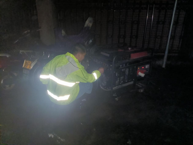 (4-网站）暴雨洪灾侵袭，广东移动全力保障通信支援救灾873.jpg